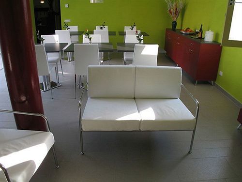 6 Porte Alojamento de Acomodação e Pequeno-almoço 3*